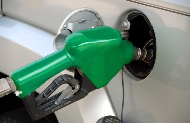 Цены на нефть выросли из-за уменьшения запасов бензина в США