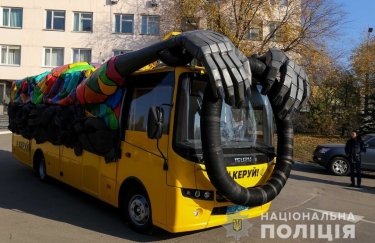 На дороги Украины запустили "автобус-привидение"