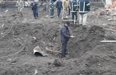 Последствия удара. Фото: Telegram ОК "Север" Российская авиация ударила по предприятию в Черниговской области: есть разрушения (ФОТО)