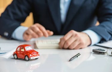 Ілюстрація: ua.depositphotos.com Поліси страхування "Зелена картка" знов подорожчали: які ціни