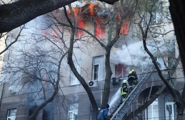 Пожар в одесском колледже 4 декабря. Фото: УНИАН