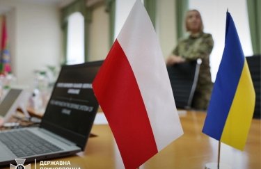 Україна та Польща прискорять оформлення пасажирів і вантажів на кордоні