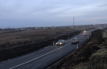 На подъезде к Херсону открыто движение по первому объезду разрушенного моста