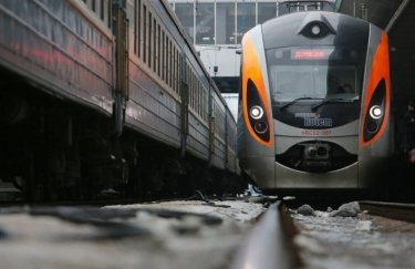 "Укрзализныця" отменит курсирование 10 поездов