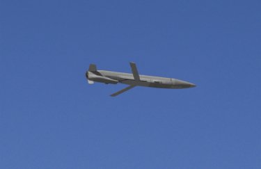 В США испытали ракету, имитирующую самолеты