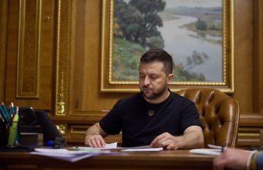 Владимир Зеленский. Фото: пресс-служба президента Зеленский создал военные администрации еще в четырех городах Донбасса