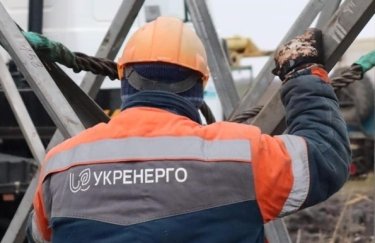 В Киеве и области повреждены электросети