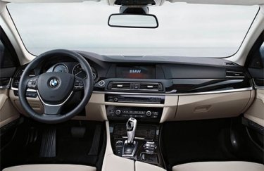 Німецькі автоконцерни BMW та Audi відключили російських дилерів від свого програмного забезпечення