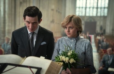 КАдр из сериала "Корона", номинированного в 23 категориях на премию Эмми. КАдр из сериала "Корона", номинированного в 23 категориях на премию Эмми.