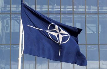 НАТО может обозначить Россию как прямую военную угрозу, - Bloomberg