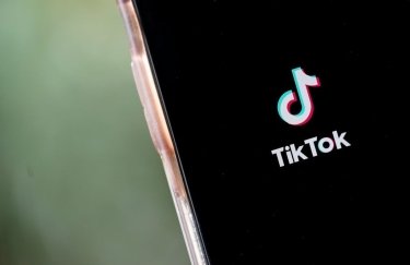 Сенат США заборонив чиновникам використовувати TikTok на державних телефонах