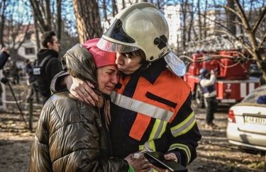 Война России против Украины сформировала трагический коллективный опыт абсолютного большинства украинцев. Фото: ГСЧС 78% украинцев имеют погибших или раненых близких во время войны, - опрос