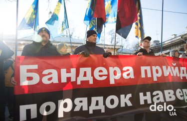 Киевсовету предлагают во время памятных дат вывешивать флаг ОУН