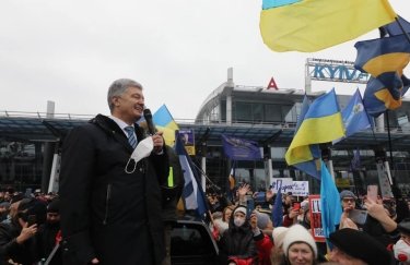 Возвращение Порошенко в Украину