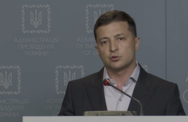 Зеленский позвонил Путину и попросил его "повлиять" на боевиков на Донбассе