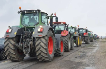 румунські фермери блокують в'їзди до великих міст та ПП на кордоні з Україною