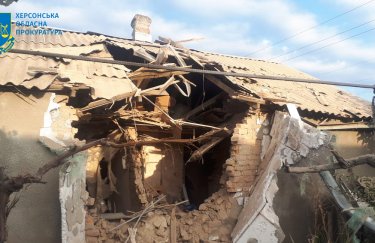 Последствия одного из обстрелов Херсонской области в июле. Фото: Херсонская областная прокуратура херсон, обстрел