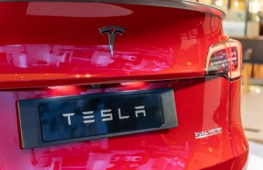 Акции Tesla взлетели на 44% за 11 дней, инвесторы ожидают прорыва в сфере ИИ