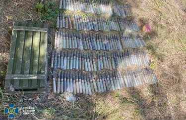 Боеприпасы из тайников боевиков на Донбассе. Фото: СБУ