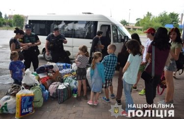 На Донеччині поліція евакуюватиме дітей, якщо цього хоче хоча б один із батьків
