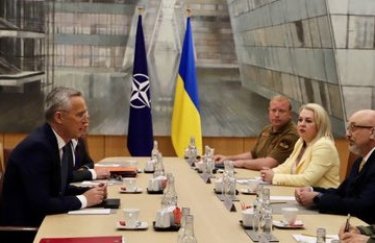 Резников анонсировал новый формат отношений Украины с НАТО