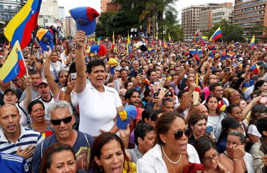 Вашингтон направит оппозиции Венесуэлы более $40 млн