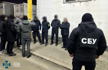 €1,5 тыс. за проезд: на границе с Венгрией задержали таможенников, требовавших взятки от перевозчиков