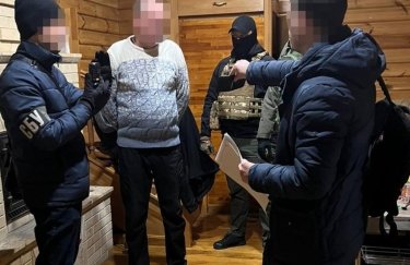 Помогал рашистам похищать участников АТО в Киевской области: СБУ задержала предателя (ВИДЕО)