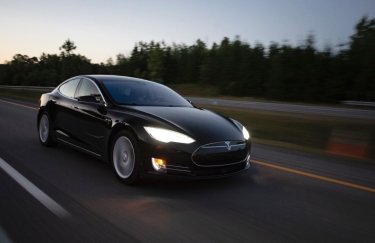 Рекордные поставки электрокаров Tesla омрачают проблемы с логистикой
