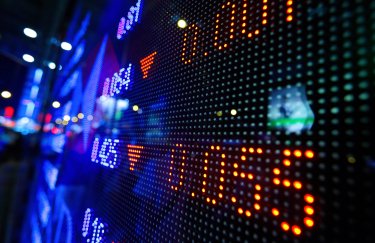 НКЦПФР попередила ринок про ризик втрати ліцензій двома з трьох українських фондових бірж
