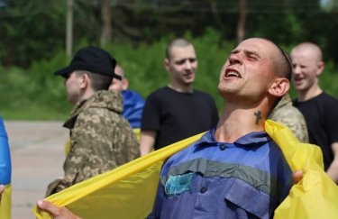 Начался обмен военнопленными с РФ, который продлится в несколько этапов / Офис президента Начался обмен военнопленными с РФ, который продлится в несколько этапов