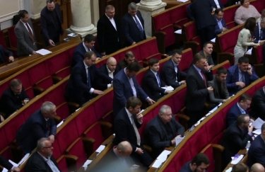 Зеленский внес в Раду законопроект против нардепов-"кнопкодавов"