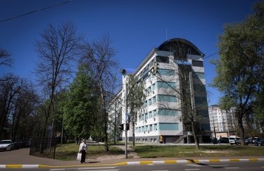 В Ирпене восстановлен Консультативно-диагностический центр. / Министерство развития общин и территорий Украины здание Консультативно диагностического центра в Ирпене.
