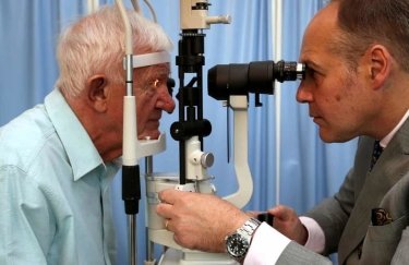 Имплантат, способный вернуть зрение, протестировали в США