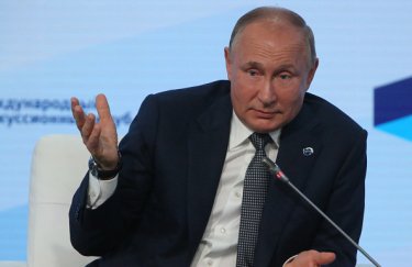 Евросоюз одобрил первый пакет санкций против России: Путин в него не попал
