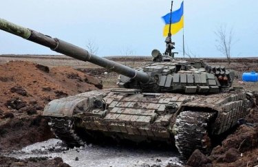 Польша передала Украине 200 танков Т-72