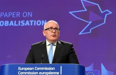 Евросоюз может ввести санкции против Польши