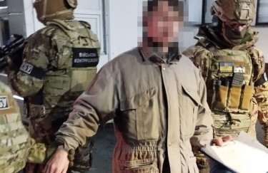 СБУ задержала предателя, который хотел передать россиянам данные о сотрудниках силовых ведомств (ФОТО)