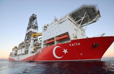 Турция начала прокладку газопровода в Черном море