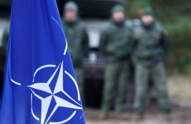 НАТО проведет встречу с Украиной перед переговорами с Россией