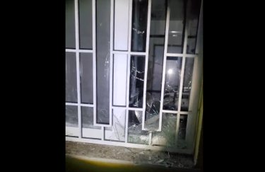 В Николаеве онкологическая больница попала под обстрел российских оккупантов (ВИДЕО)
