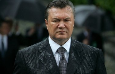 Евросоюз заморозил счета Януковича еще на год