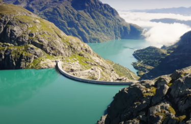 У Швейцарії запрацювала "водяна батарея" потужністю 20 млн кВт-год