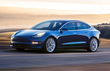 В США ведется расследование против Tesla из-за нового автомобиля — The Wall Street Journal