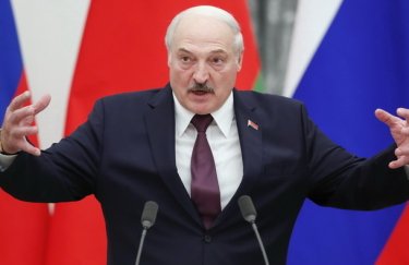 Лукашенко признал, что Беларусь поддерживает Россию в войне против Украины