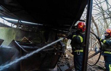 В Киеве прозвучали взрывы: оккупанты атакуют объекты критической инфраструктуры