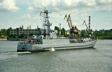 На заводе в Николаеве отремонтируют украинский десантный корабль (ФОТО, ВИДЕО)