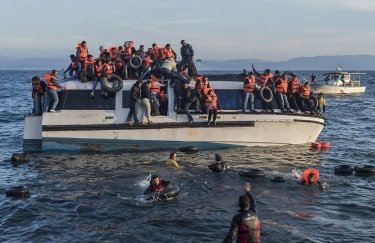 Сирийские и иракские беженцы прибыли на греческий остров. Фото: Wikimedia Commons