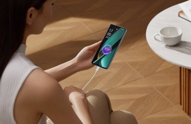 Oppo K11, смартфон, жінка