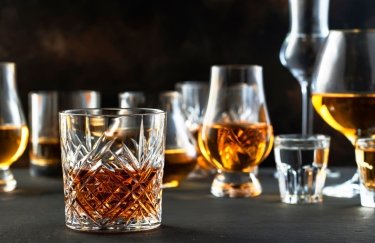 Легальні виробники алкоголю не підтримують підвищення мінімальних цін